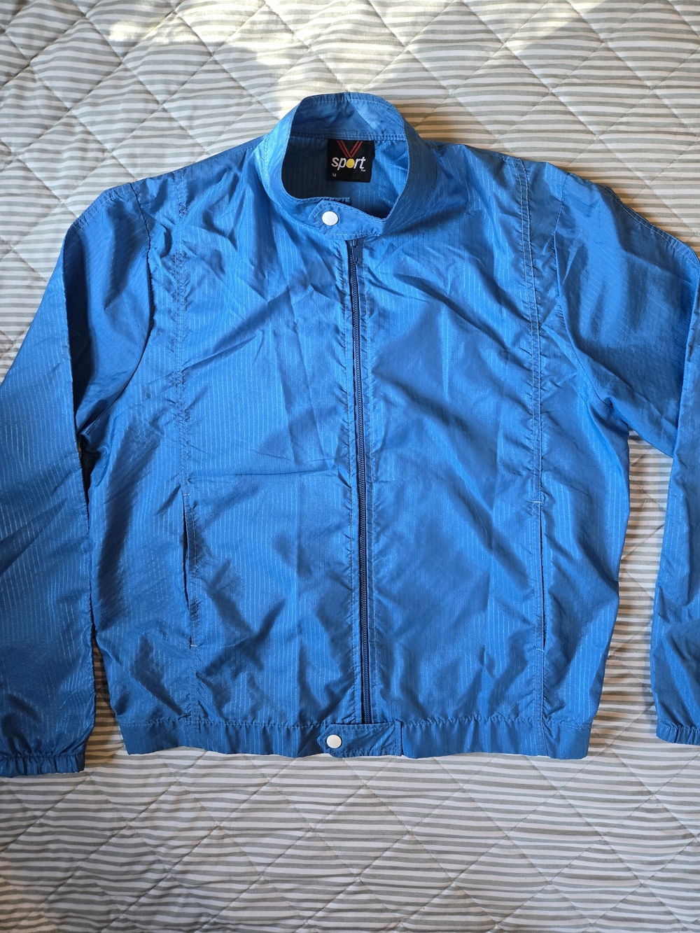 Light Blue 90s Style Sport Windbreaker Jacket - Picture 2 of 5